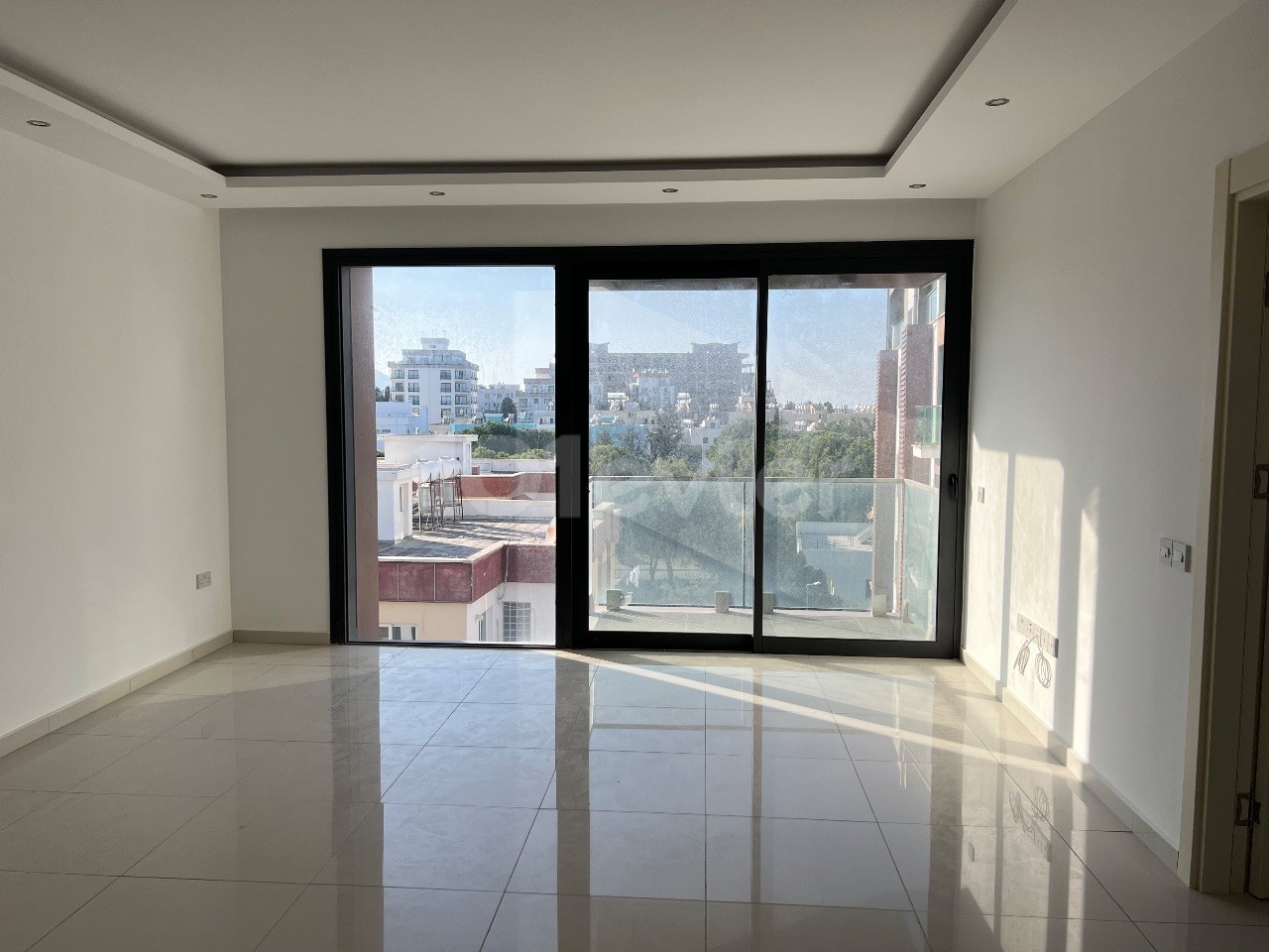 Flat For Sale in Yukarı Girne, Kyrenia