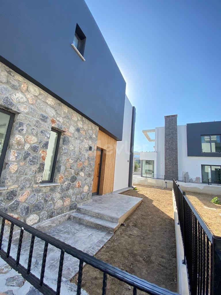 Villa For Sale in Çatalköy, Kyrenia