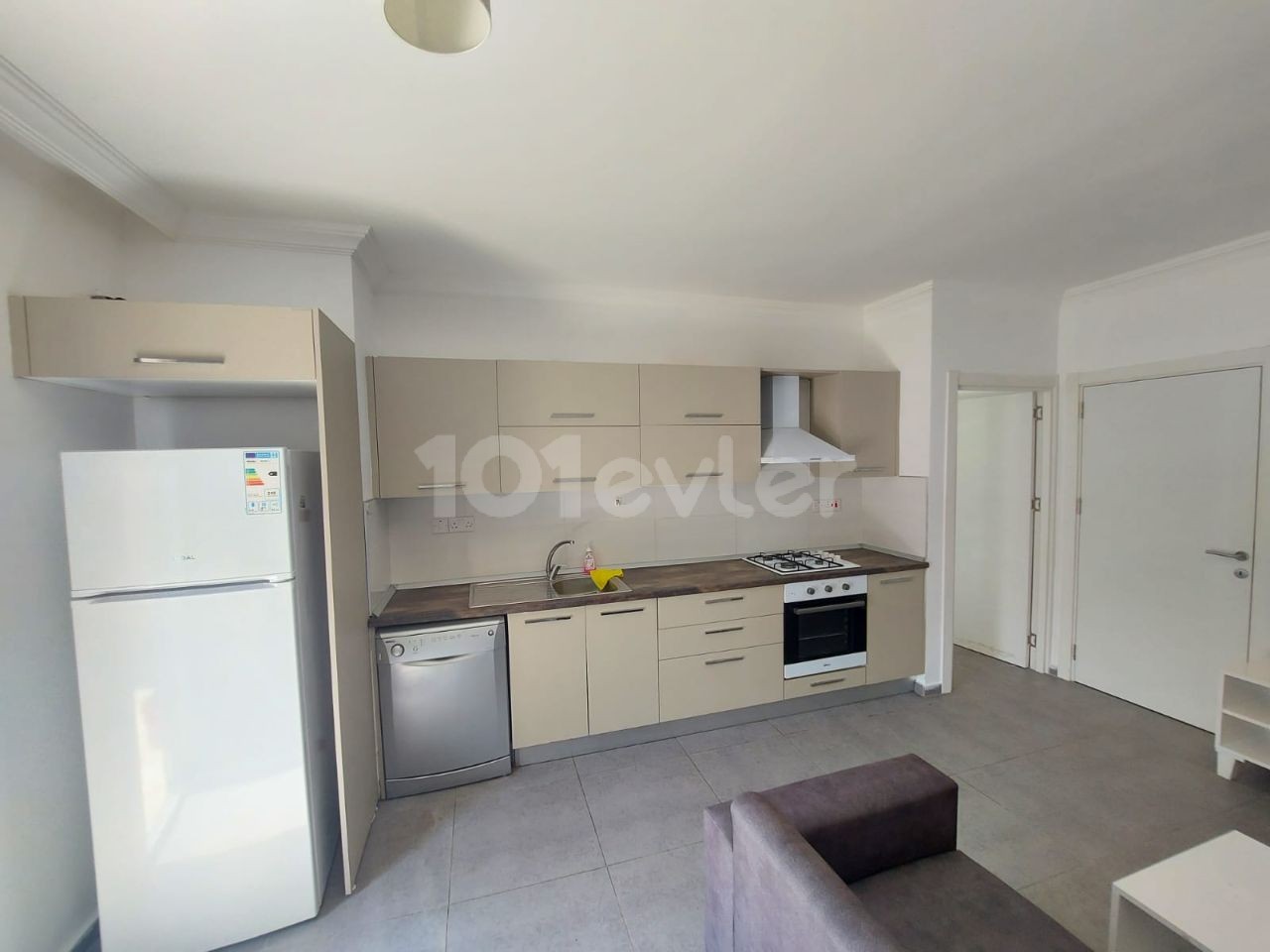 Flat For Sale in Karaoğlanoğlu, Kyrenia