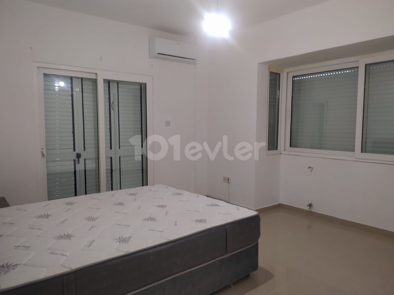 Girne Alsancak Satılık 4+1 Villa