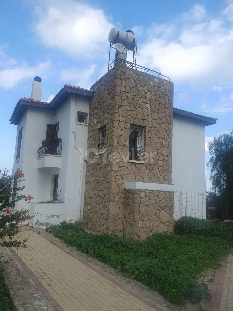 Villa For Sale in Çatalköy, Kyrenia