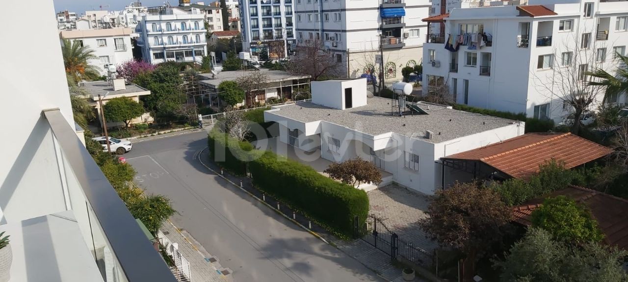 2+1 RENT for rent in Kyrenia Center