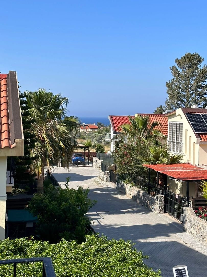 Kyrenia Karsiyaka 3+1 Villa For Sale