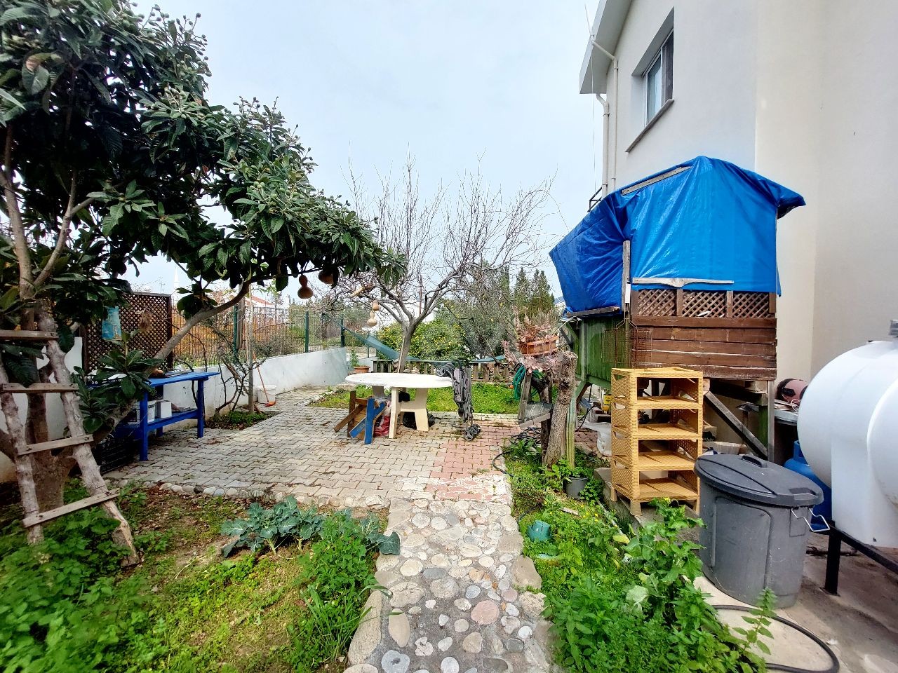 Semi-detached villa for sale in Girne Karaoğlanoğlu (near Gau)