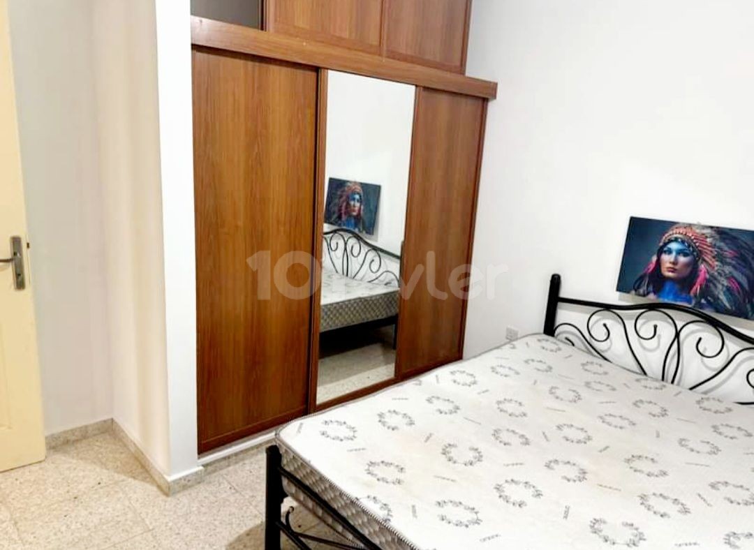 2+1 flat for sale in Girne Karaoğlanoğlu (near Gau)