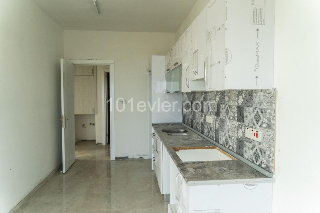 2+1 Girne Lapta  (80 M2)