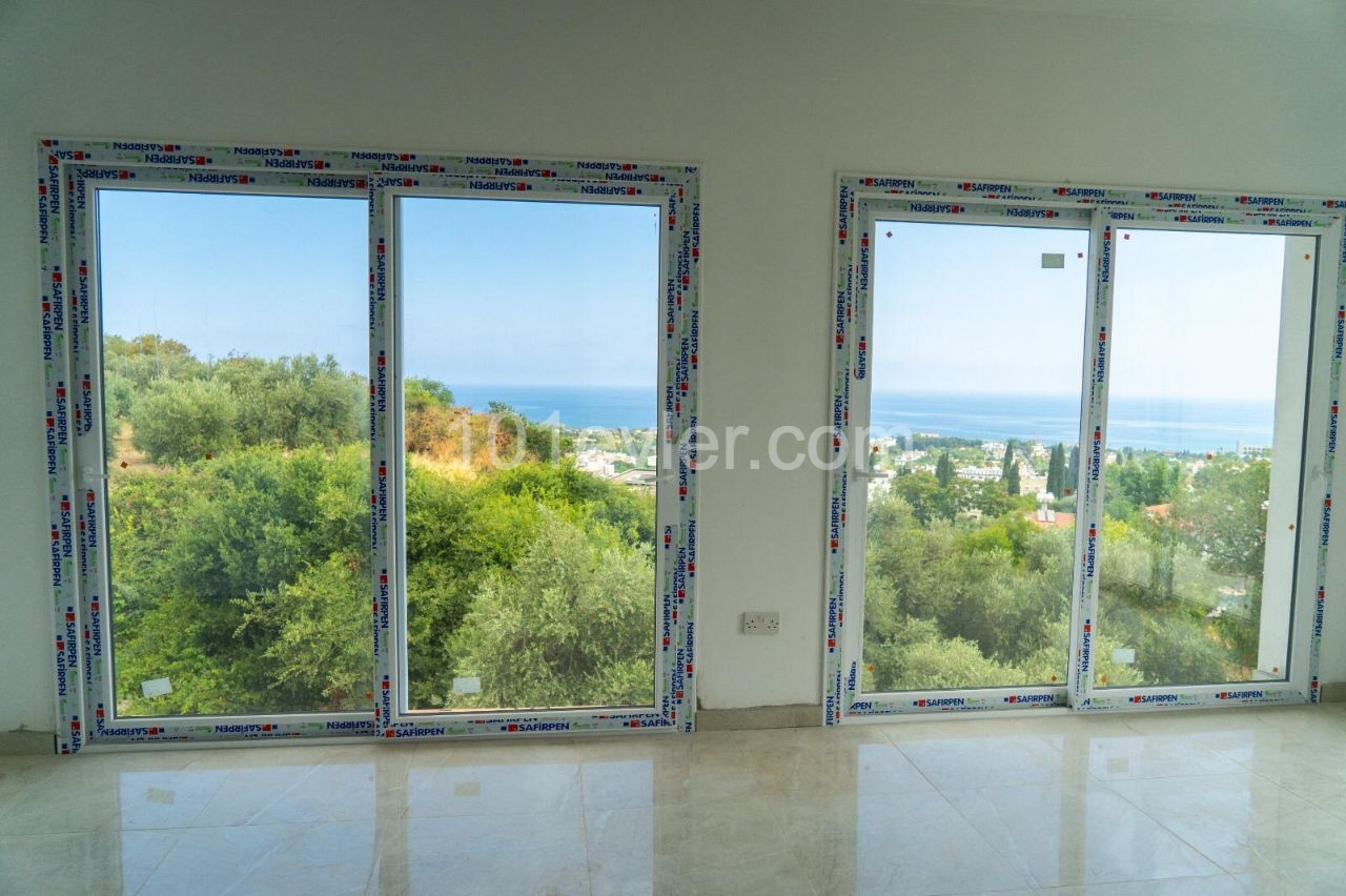 2+1 Girne Lapta  (80 M2)