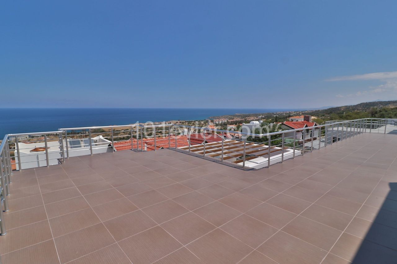 Esentepe, villa 850m2, 3+2, 360000stg ** 