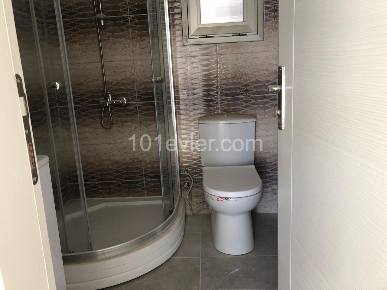 90 meter double bedroom unit in Alsancak, Girne ** 