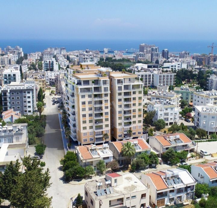 2+1 kyrenia central 89500 stg ** 