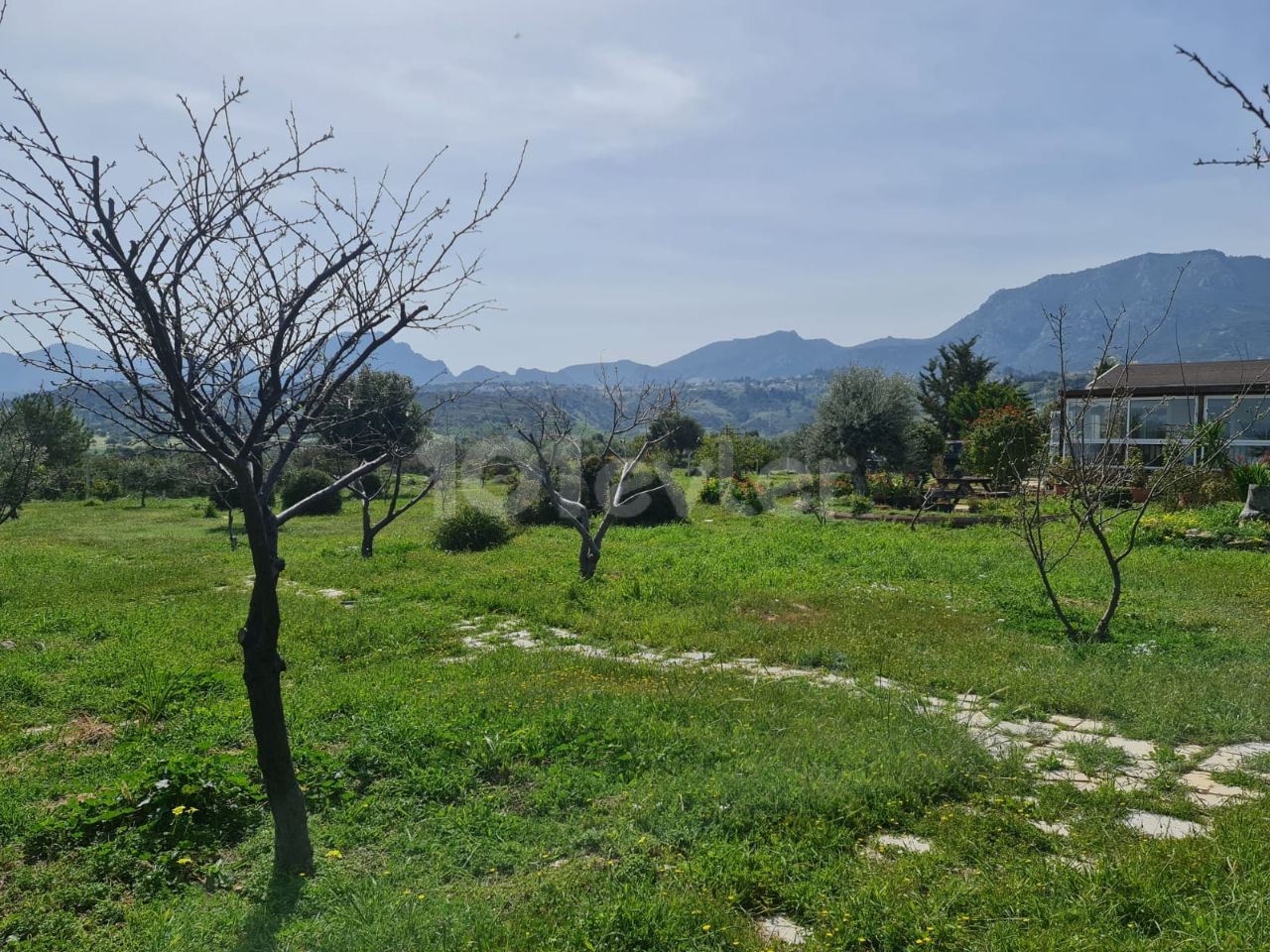 Land for sale in Girne Arapkoy ** 