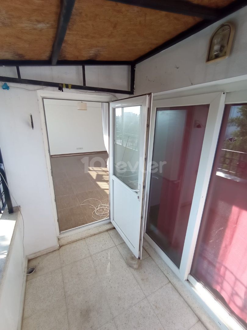 3+1 APARTMENTS FOR SALE IN GÖNYELI