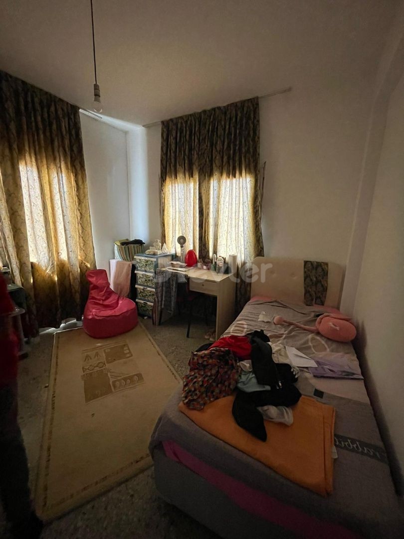 3+1 FLAT FOR SALE IN GÖNYELİ