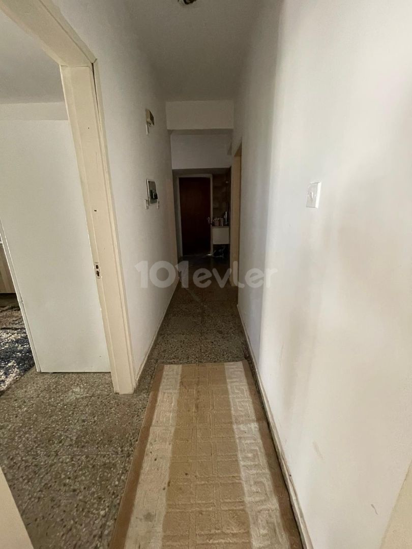 3+1 FLAT FOR SALE IN GÖNYELİ