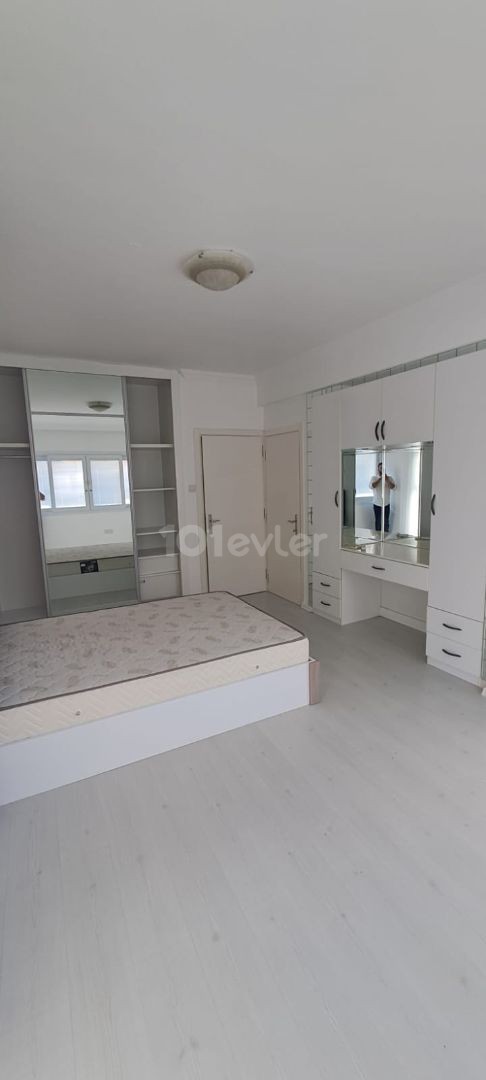 2+1 FLAT FOR RENT IN GÖNYELİ