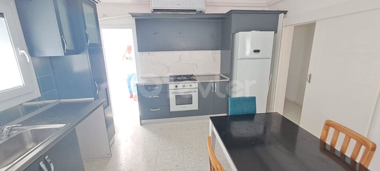 2+1 FLAT FOR SALE IN GÖNYELİ, 140 M2