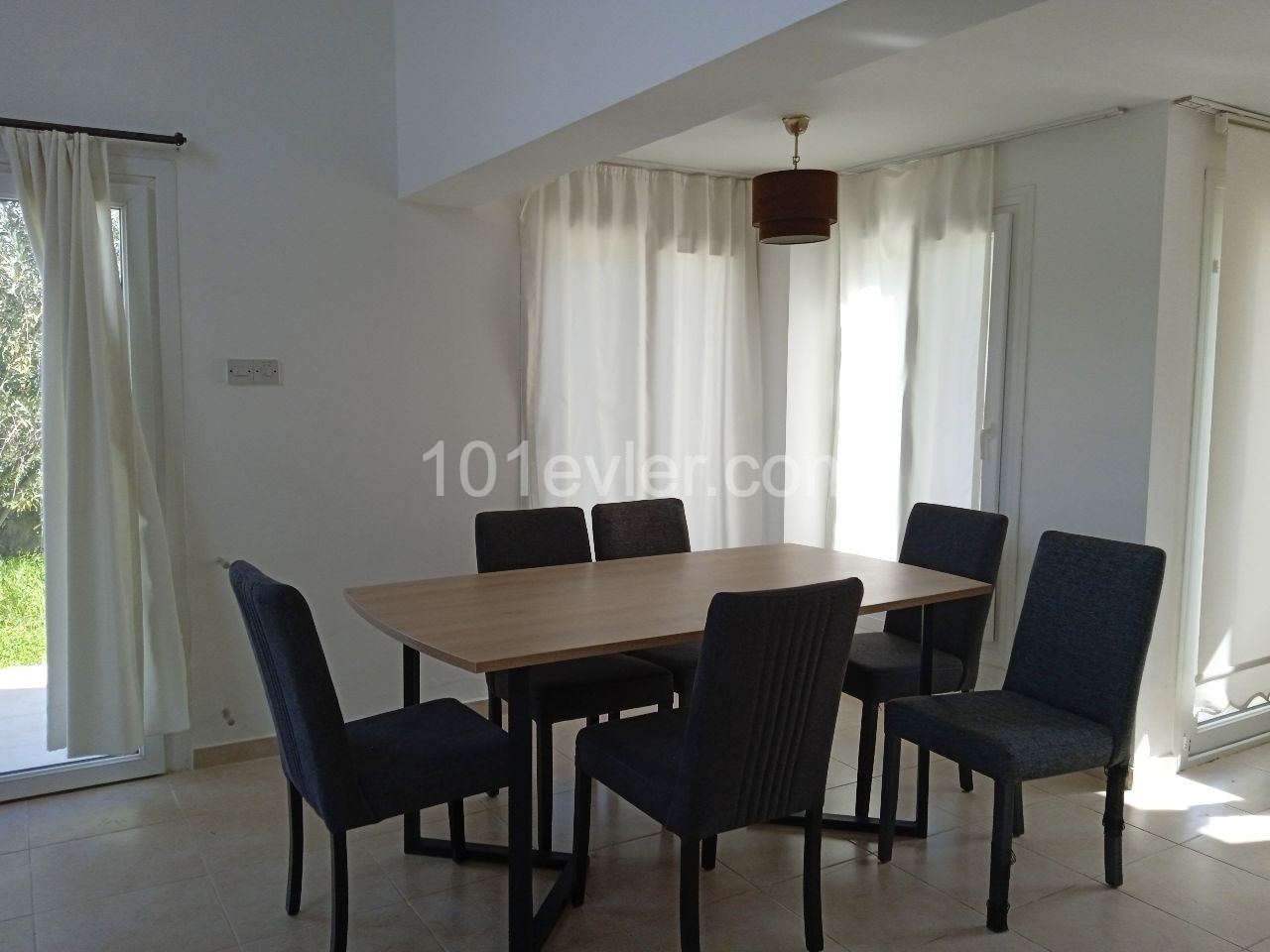 3+1 Villa for Rent in Karaoglanoglu ** 