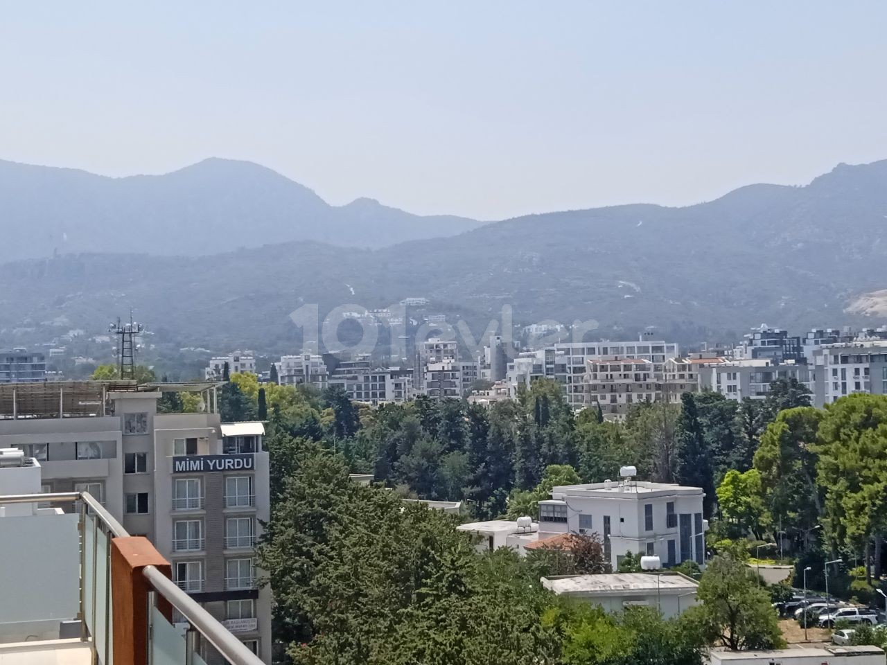 Penthouse for sale in the center of Kyrenia ** 