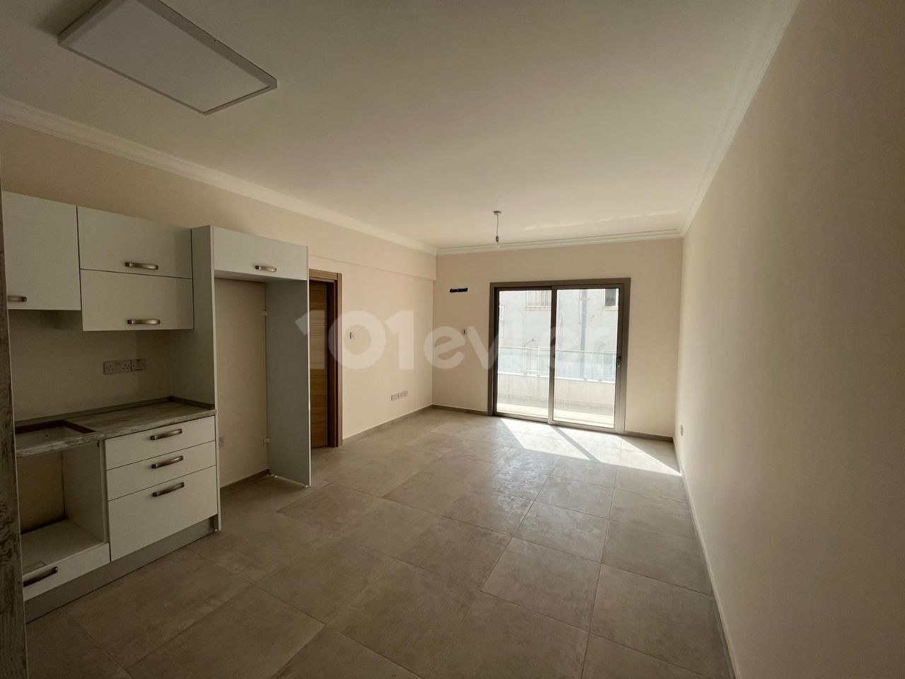 GİRNE LAVASH ARKASİNDA YENİ2+1 DAİRE