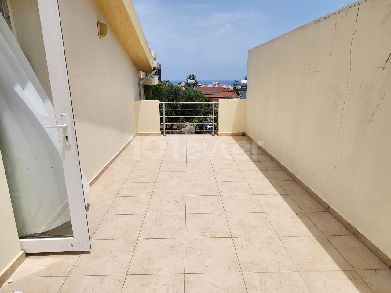 Semi Detached To Rent in Karaoğlanoğlu, Kyrenia