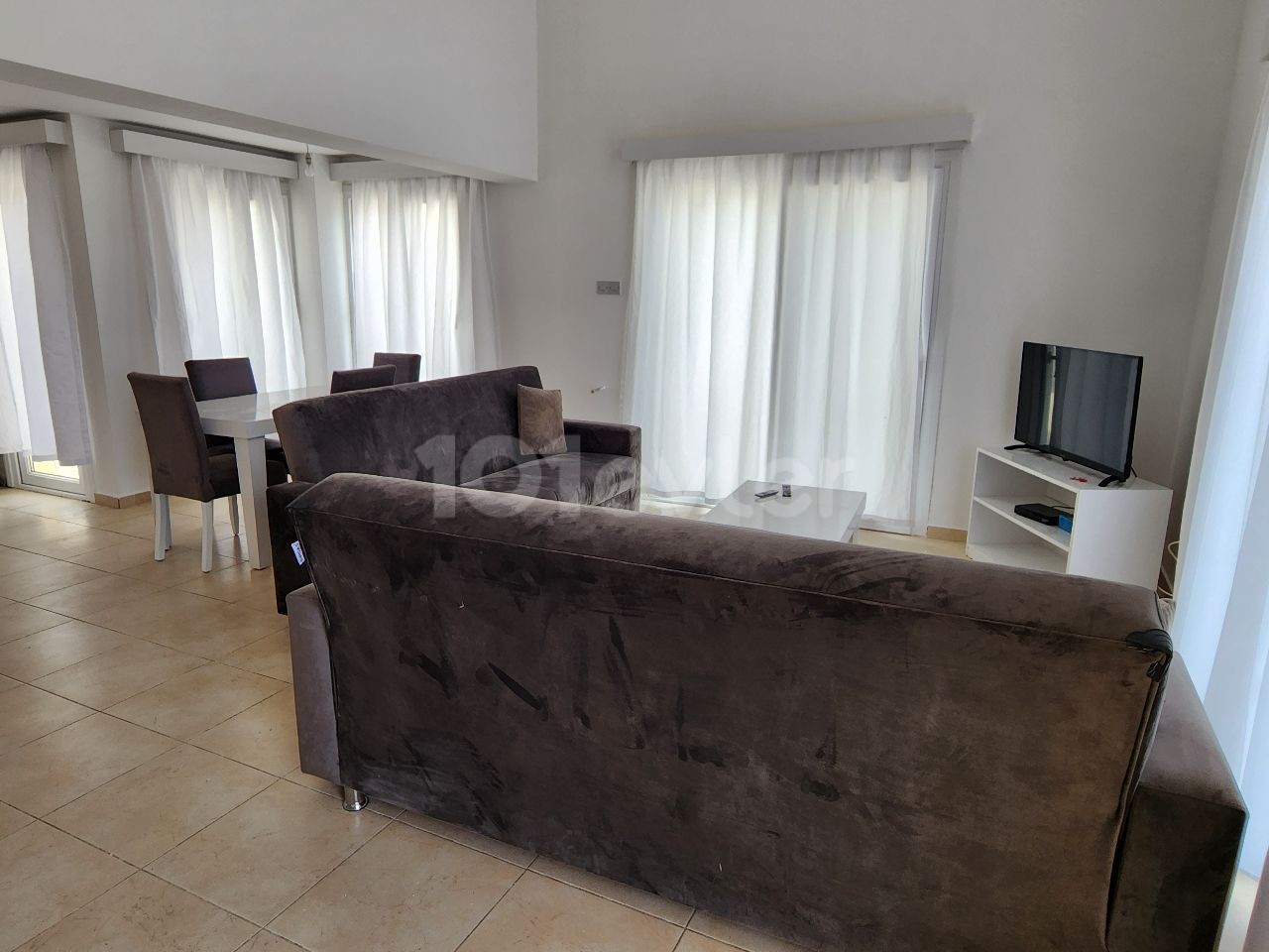 Semi Detached To Rent in Karaoğlanoğlu, Kyrenia