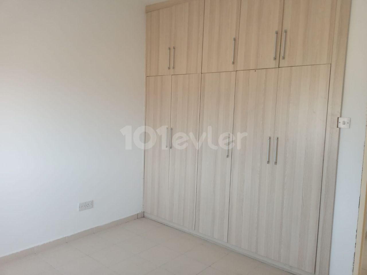 3+1 flat for sale in Hamitkoy ** 