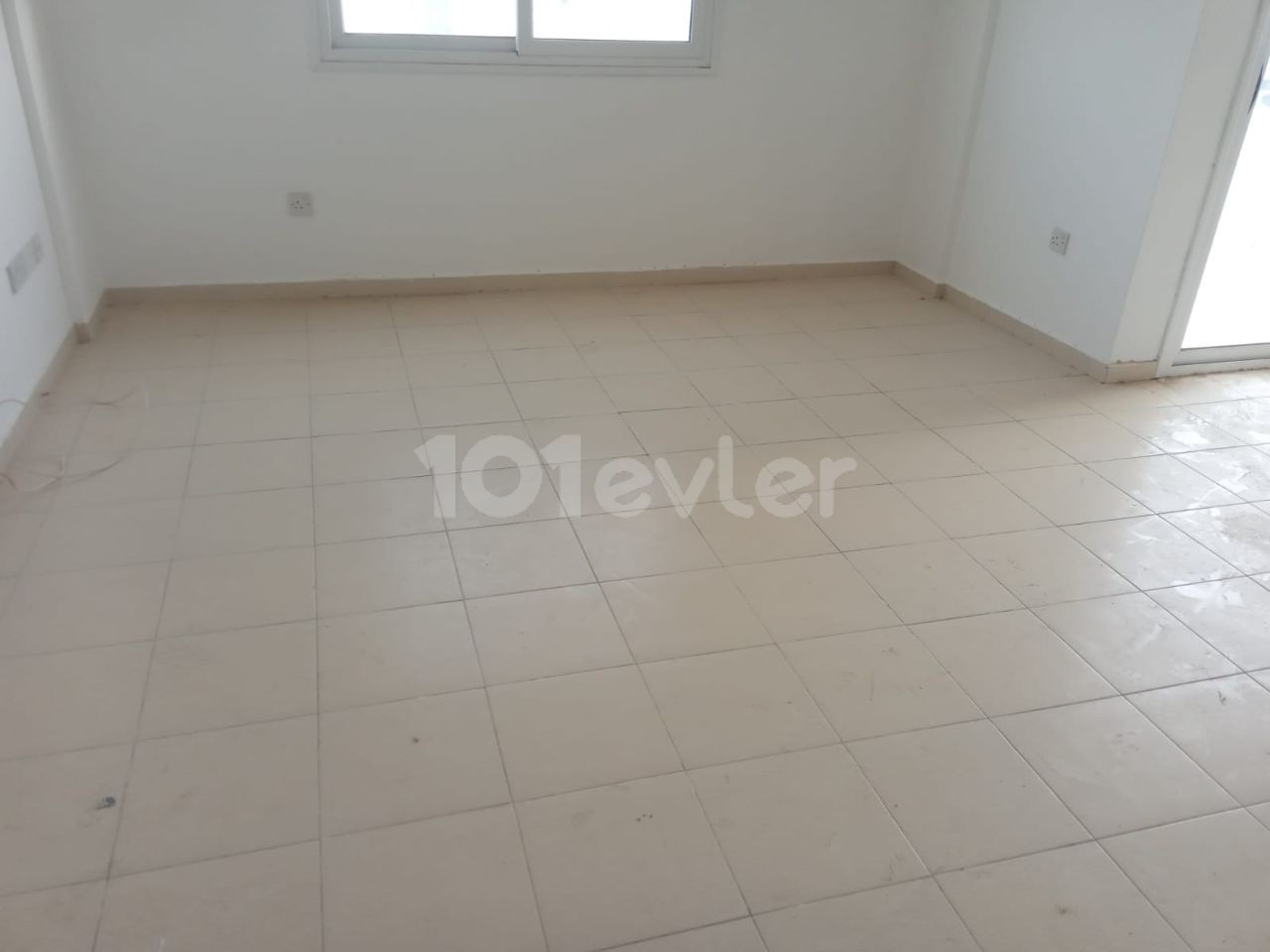 3+1 flat for sale in Hamitkoy ** 