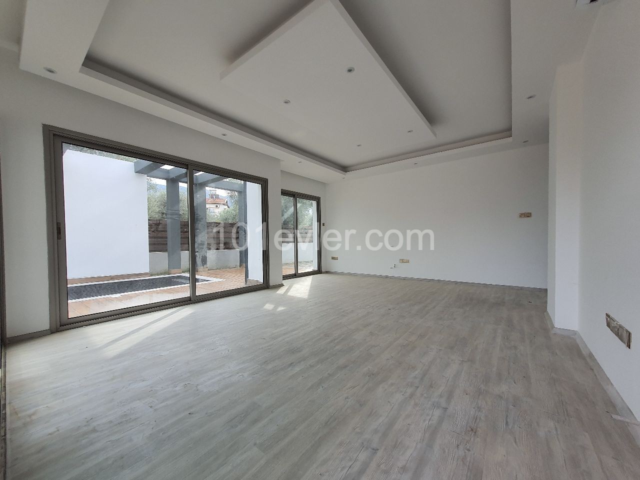 New 4+1 Pool, 240m2 Each Room EnSuit Villa in Ozanköy ** 