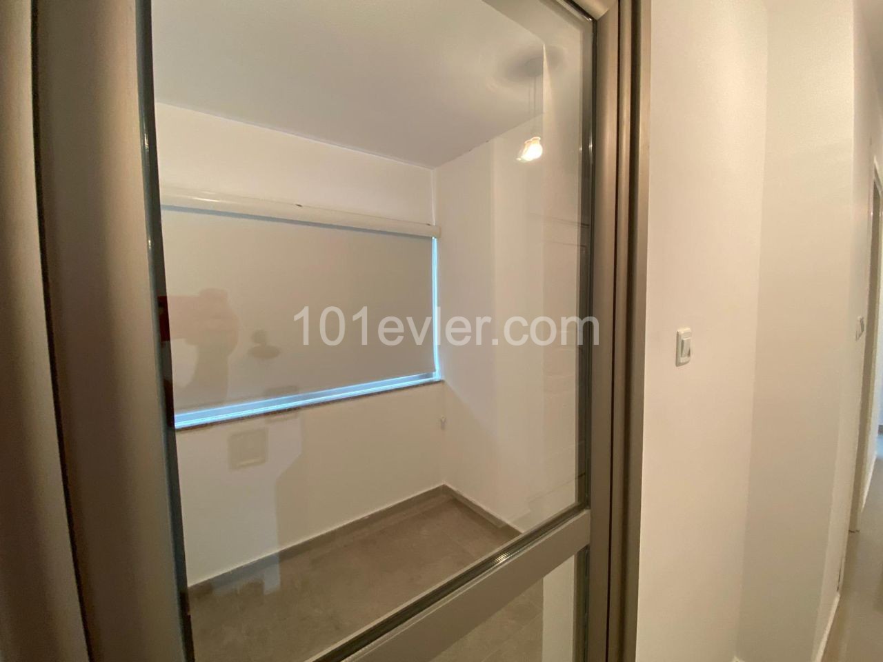 DUPLEX VOLL MÖBLIERTES 3+1 PENTHOUSE MIT MEERBLICK IM ZENTRUM VON KYRENIA ** 