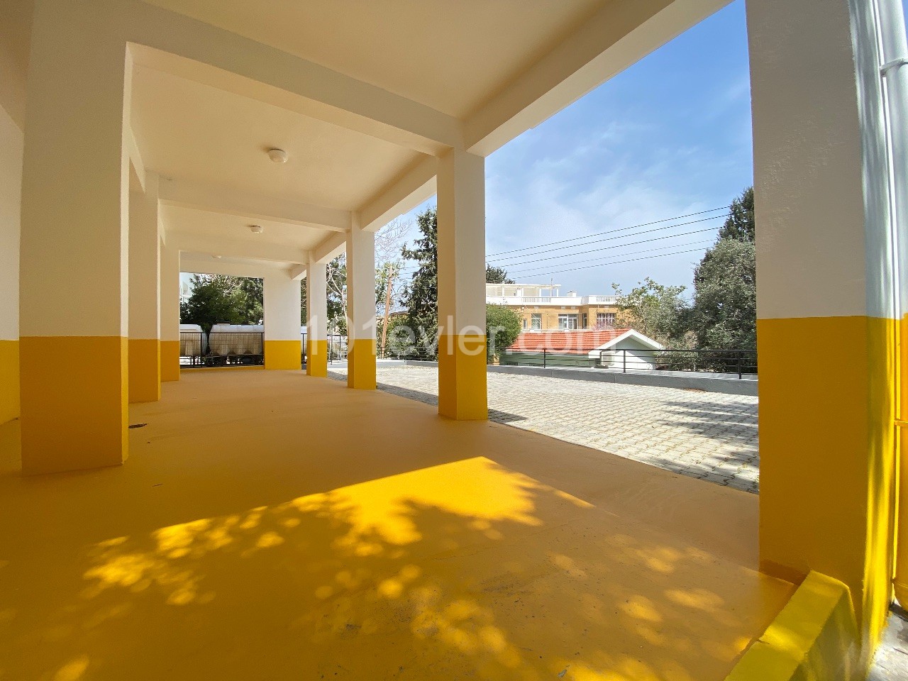 LUXURIOUS OFFICES FOR RENT IN KARAKUM, KYRENIA ** 