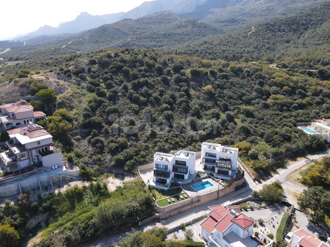 THE PLOT IS UNMISSABLE, THERE ARE 11 VILLAS, THE LOCATION IS AMAZING AND THE VIEW IS AMAZING Dec ** 