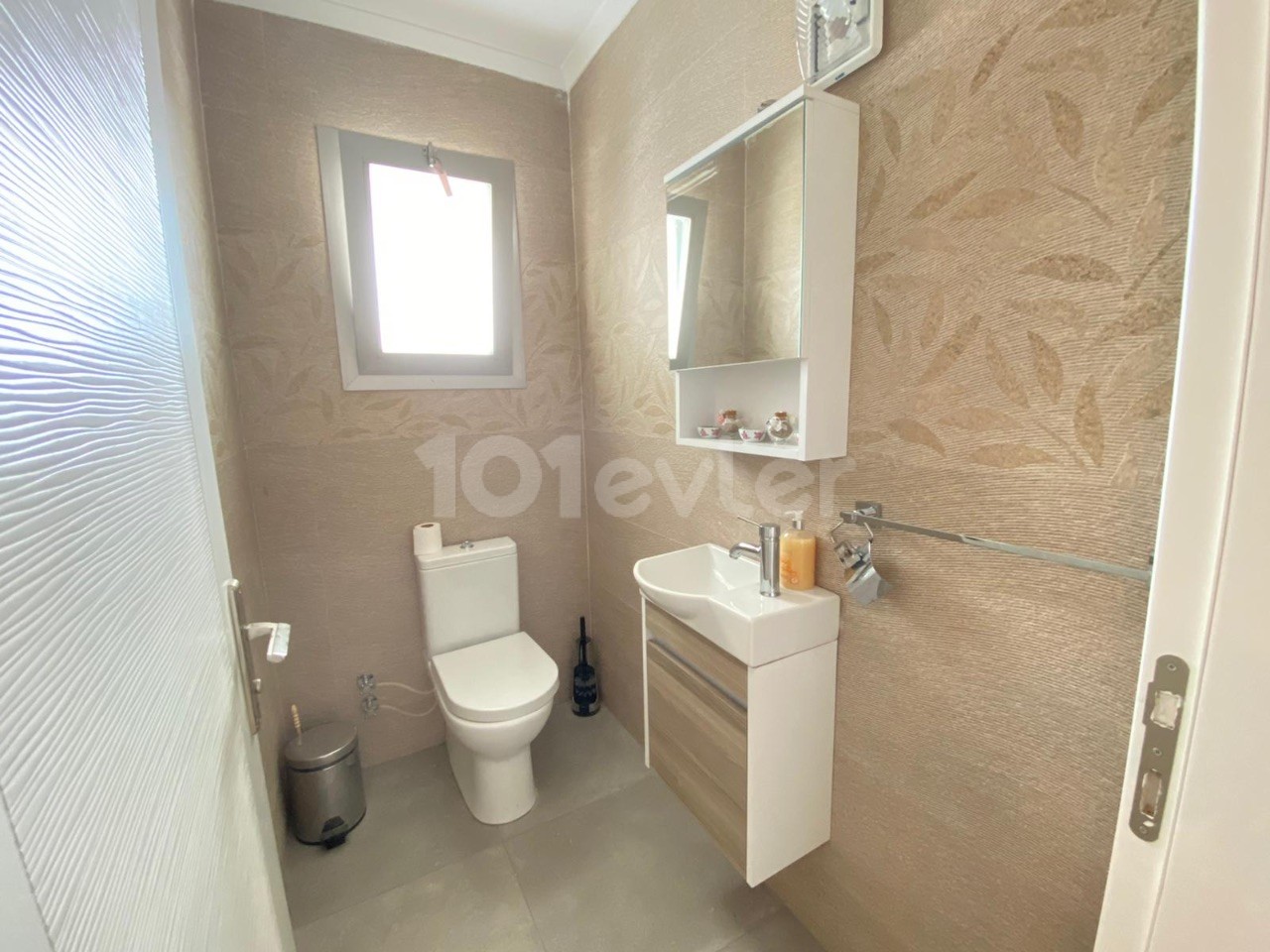 PANORAMİC VİEW OF KYRENİA , OUR WONDERFUL PETHOUSE APARTMENT İS NOW ON SALE.