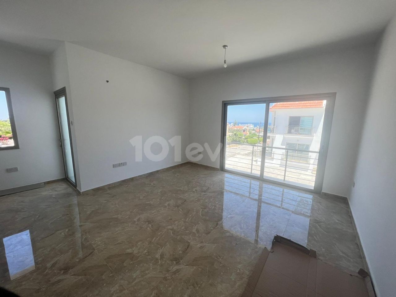 PENTHOUSE MIT MEERBLICK IN ALSANCAK!!! ** 