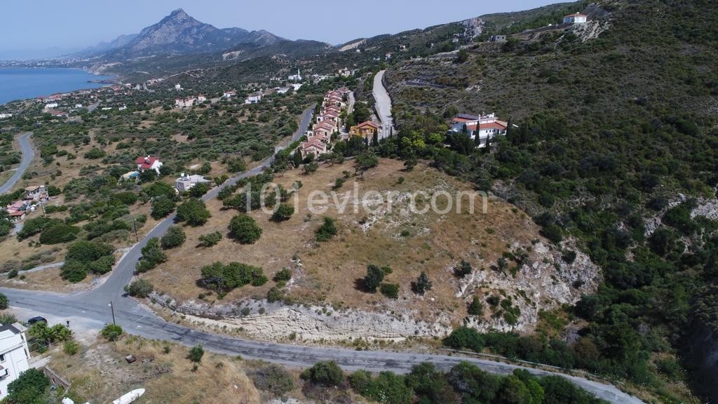 Spectacular plot in Kayalar for a project or a one off villa