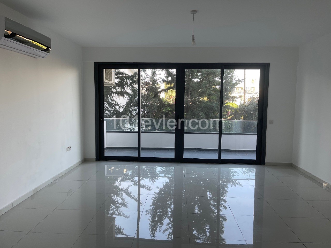 Kyrenia - Citycenter | 2+1 Apartment For Sale