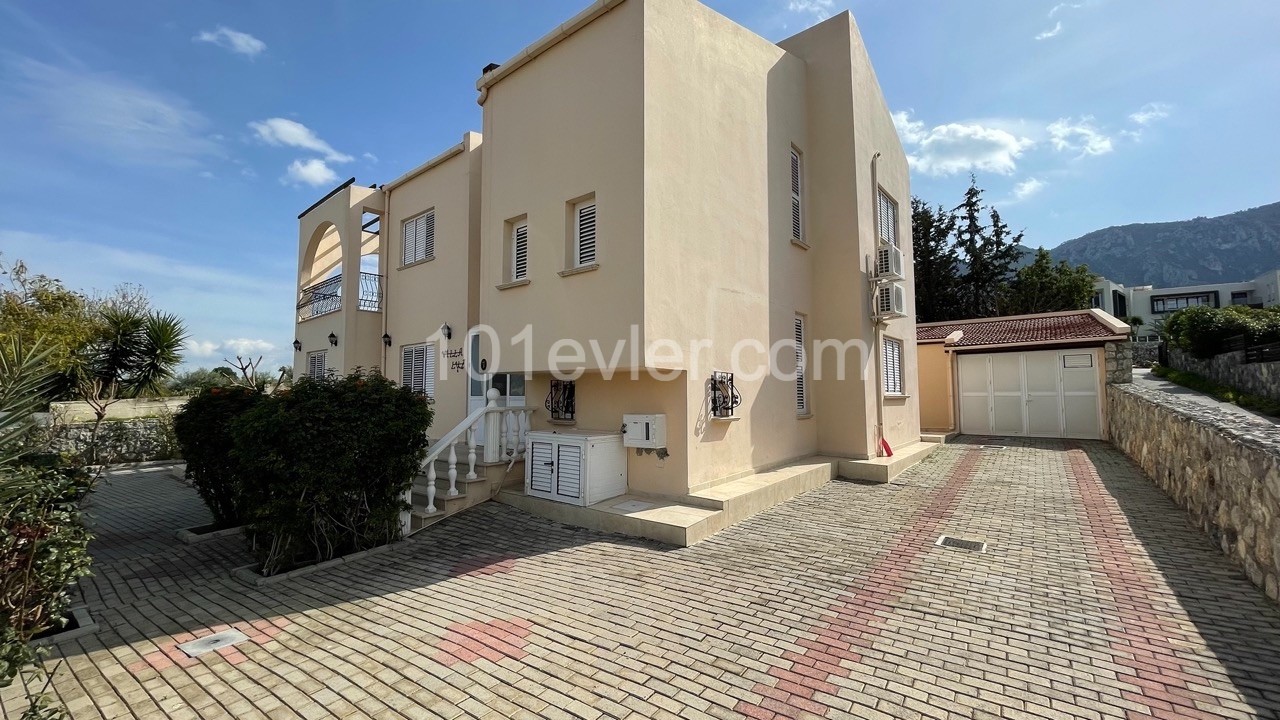 4 Schlafzimmer villa in Kyrenia Edremit ** 