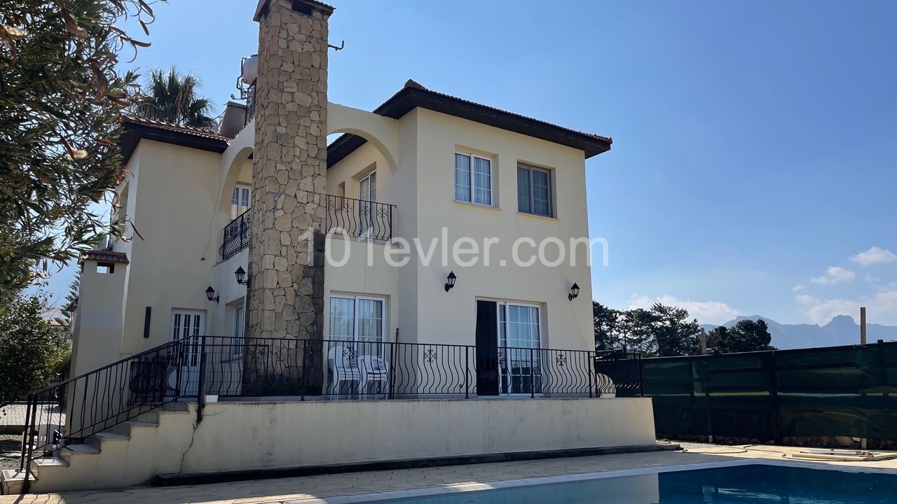 3 Bedroom Villa for Rent with Pool Near the Sea in Ozankoy ** 