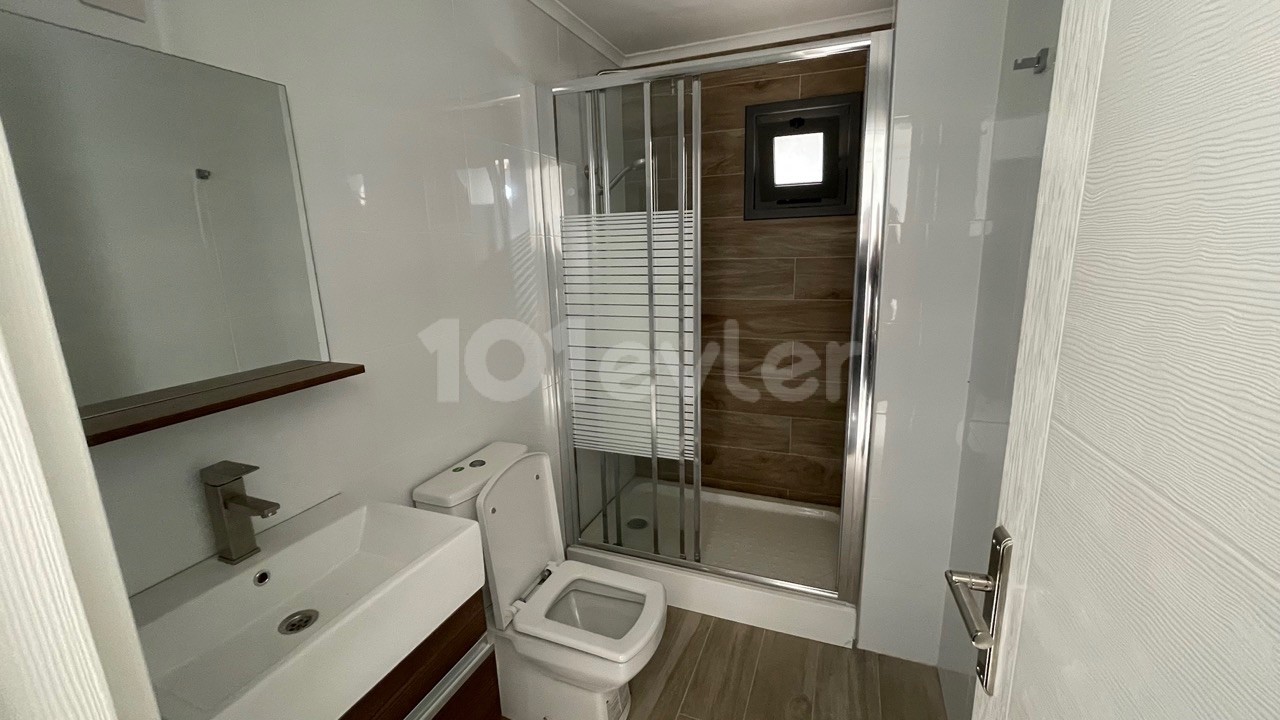 Girne Alsancak da 2+1 Penthouse veya Bahçeli Daireler