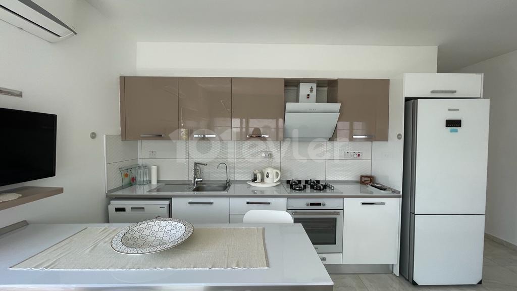 Kyrenia - Center | 2+1 Flat For Sale