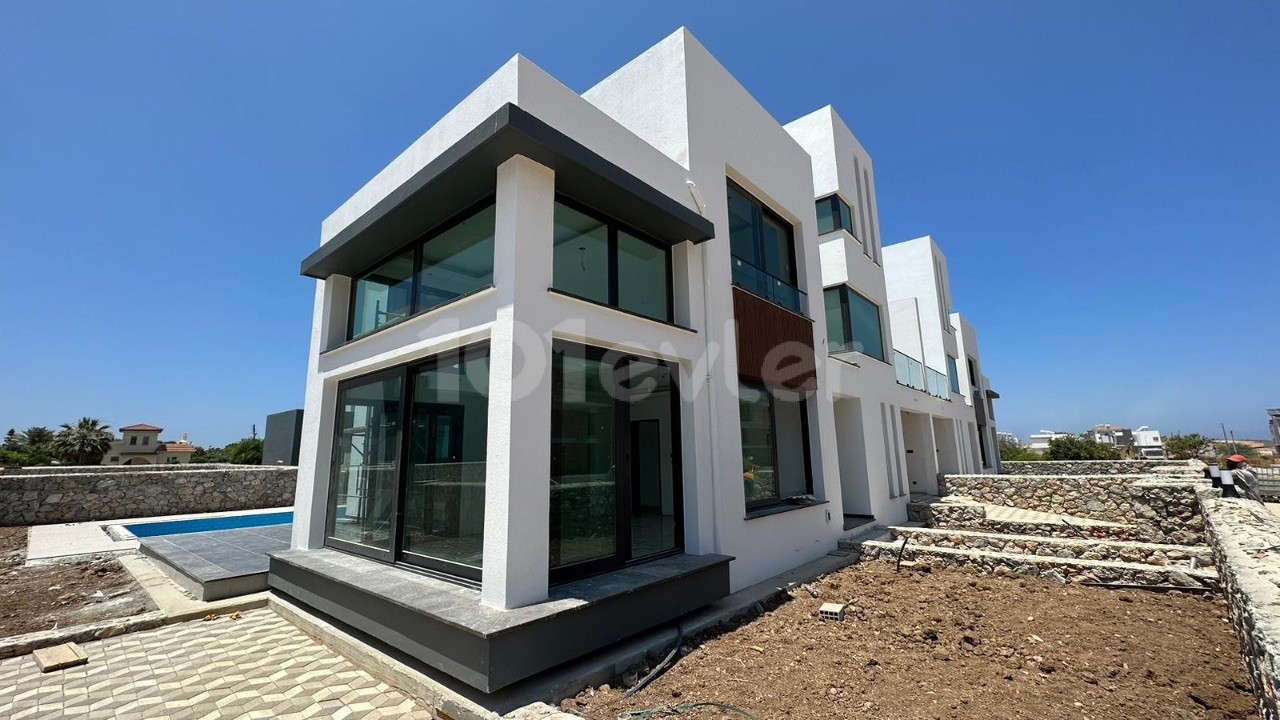 Completion in July! 3+1 Villa with Pool in Girne, Karsiyaka