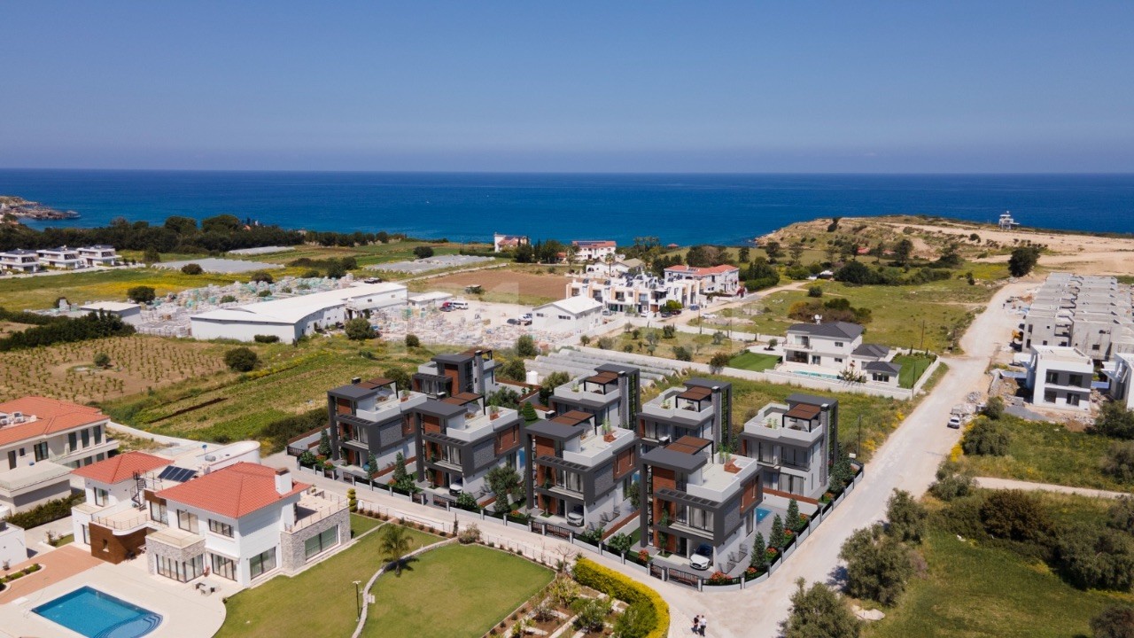 5 Schlafzimmer Villen In Fußläufiger Entfernung Zum Strand.