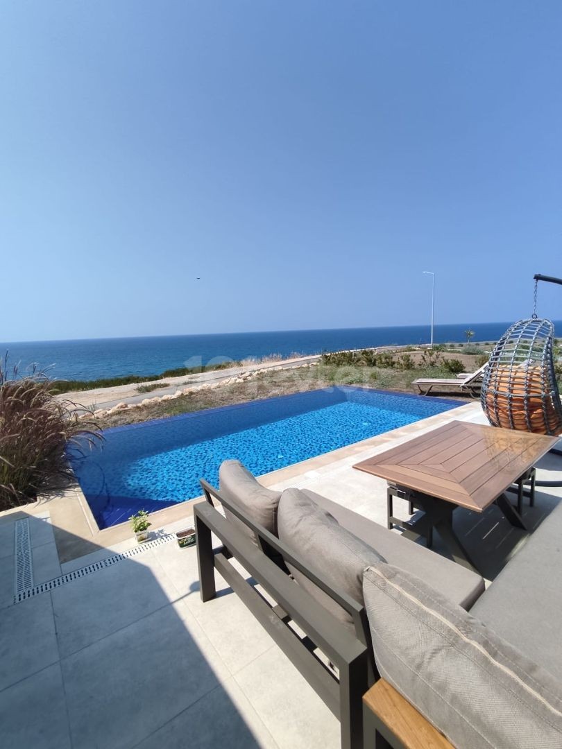 Luxury 3Bedrooms Apartment With Private Pool, Seafront In Esentepe