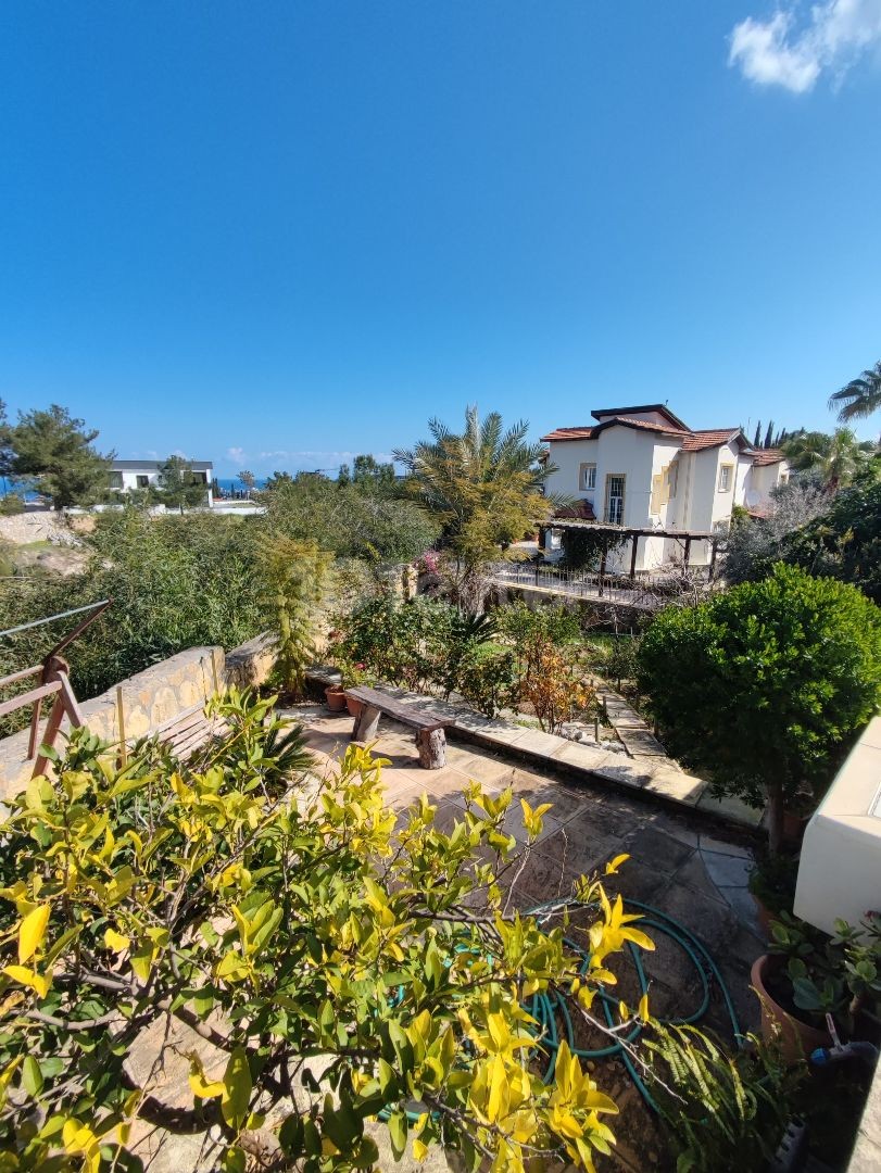 3+1 Villa zur Miete in Kyrenia Zeytinlik