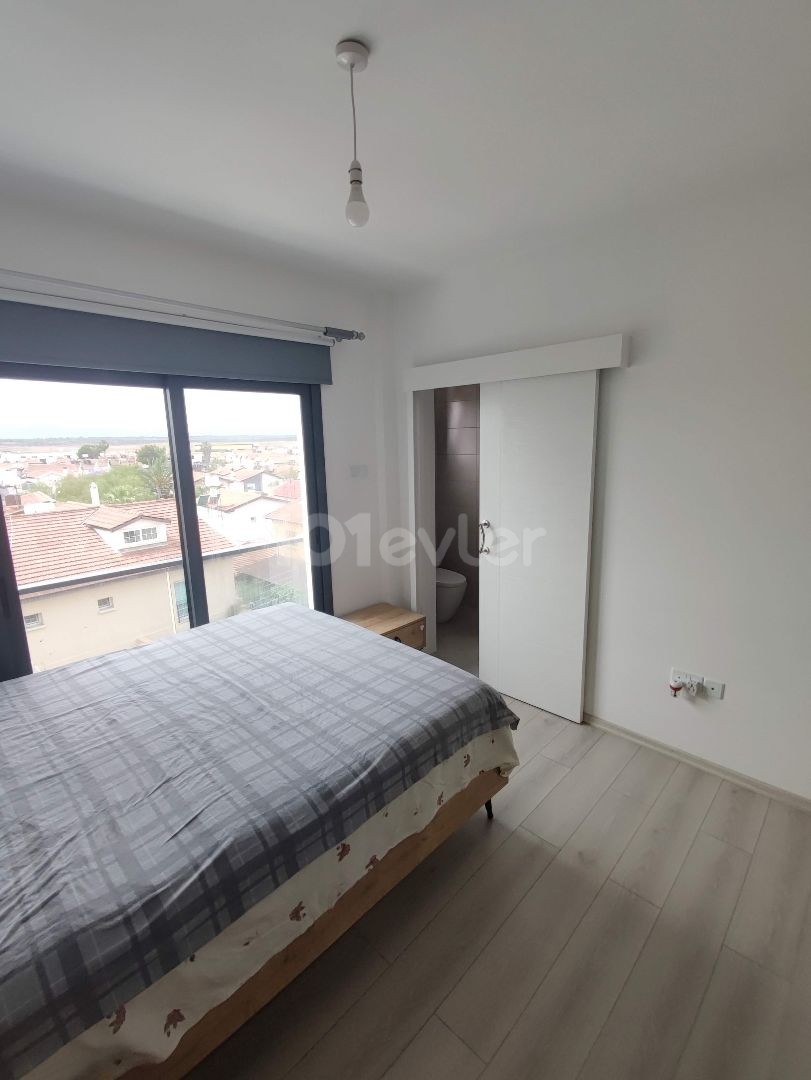 2+1 Penthouse in der Gegend von Yenikent