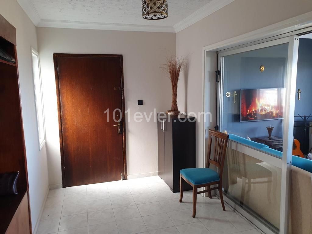 Flat For Sale in Yukarı Girne, Kyrenia