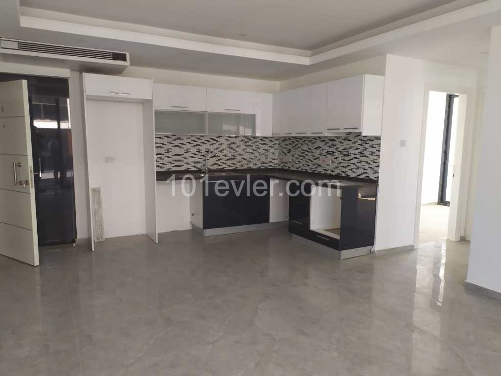 FOR SALE 2 + 1 LUXURIOUS FLAT IN GIRNE LAPTA AREA