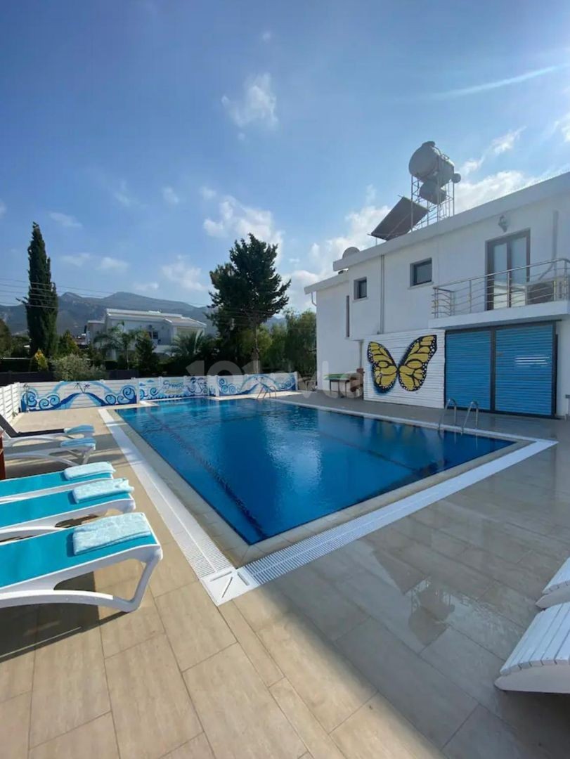 LUXURY VILLA WITH STUNNING VIEWS ** 