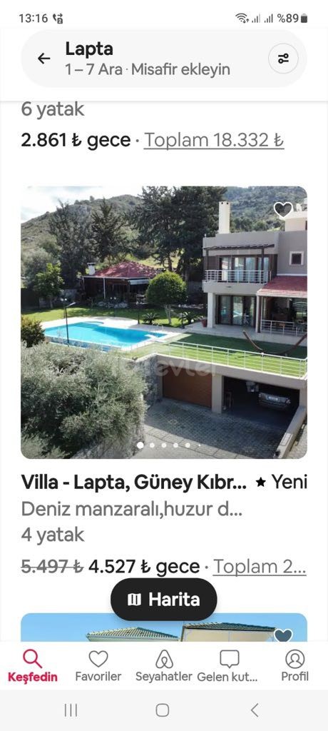 Laptada dağ deniz manzaralı lüks villa