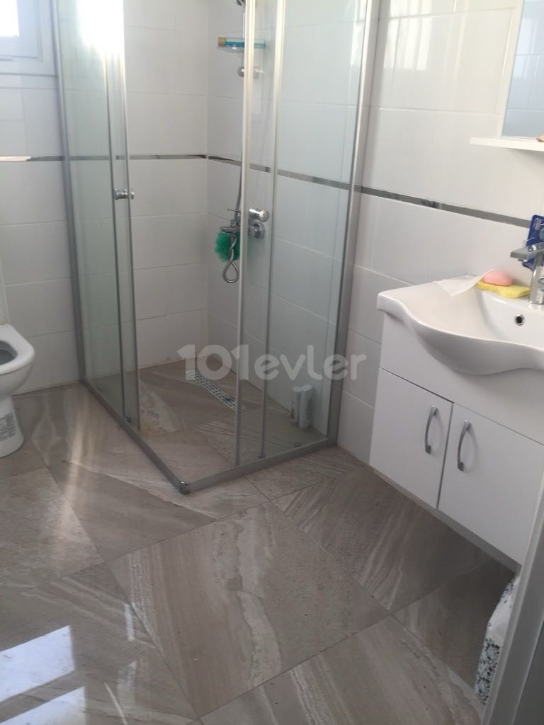 FLAT WITH TERRACE FOR RENT IN LAPTADA