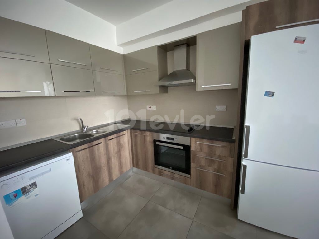 Lefkoşa Dereboyunun arkasında 2+1 kiralık temiz kiralık daire